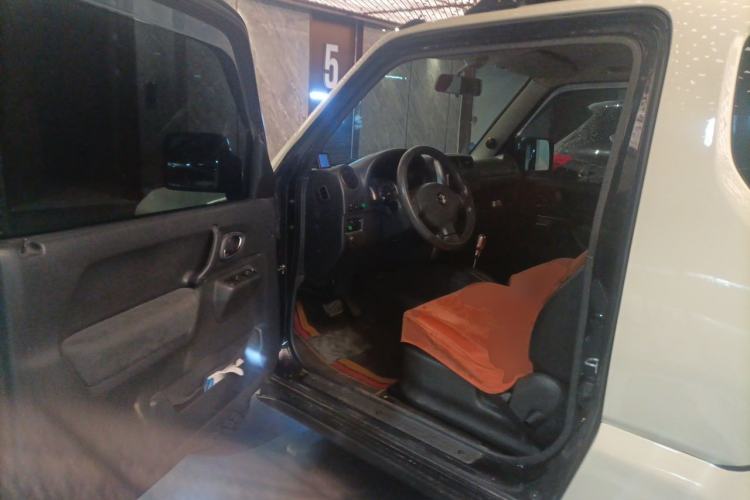 Used Suzuki Jimny 2010 1.3 AT Fashion Limited Edition Driver Seat