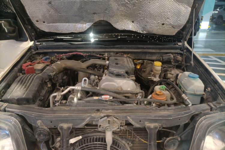 Used Suzuki Jimny 2010 1.3 AT Fashion Limited Edition Engine Bay