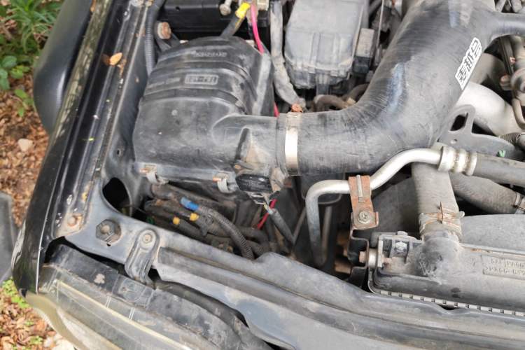 Used Suzuki Jimny 2010 1.3 AT Fashion Limited Edition Engine Bay Right
