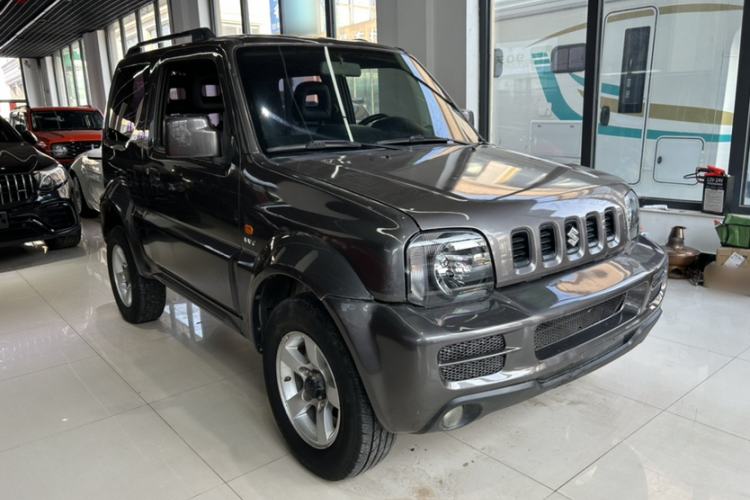 Used Suzuki Jimny 2010 1.3 AT Fashion Limited Edition Exterior 1