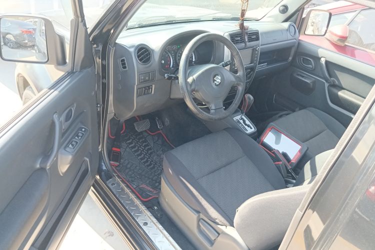 Used Suzuki Jimny 2011 1.3 AT Driver Seat