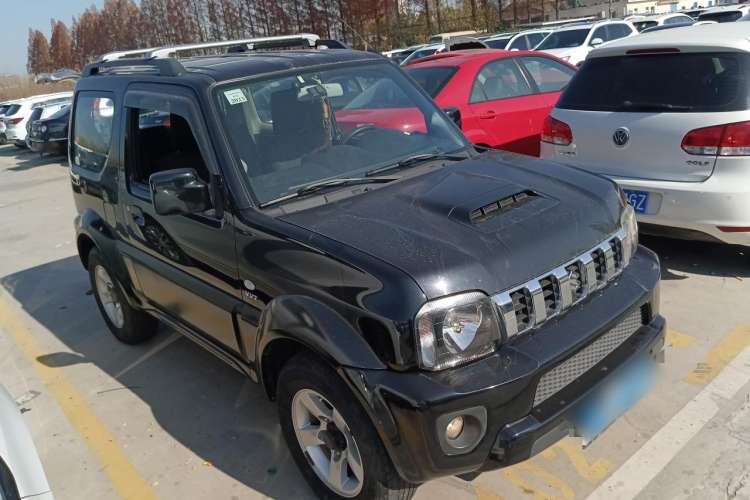 Used Suzuki Jimny 2011 1.3 AT Front Right 45 Deg