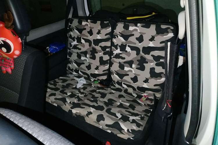 Used Suzuki Jimny 2011 1.3 AT Left Rear Seat