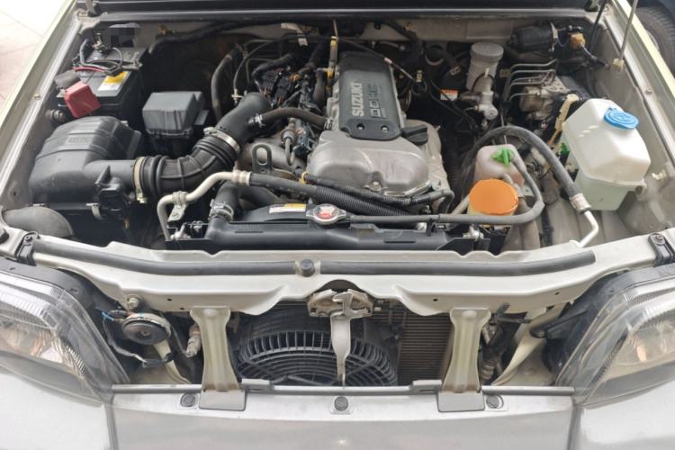 Used Suzuki Jimny 2011 1.3 AT Engine Bay