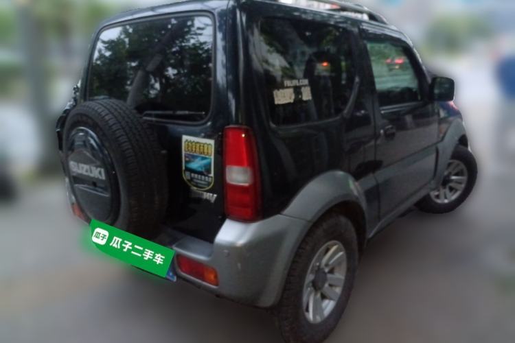 Used Suzuki Jimny 2011 1.3 MT Two-Tone Navigation Edition Rear Right 45 Deg