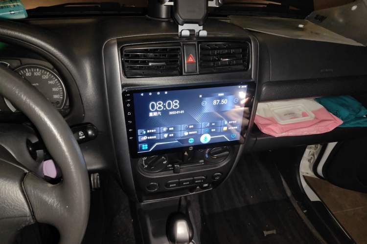 Used Suzuki Jimny 2011 1.3 AT Audio And AC Panel