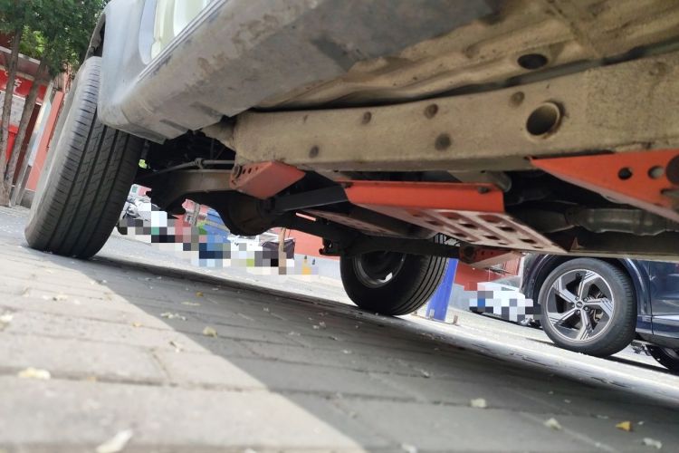 Used Suzuki Jimny 2011 1.3 AT Two-Tone Navigation Version Chassis Front Right
