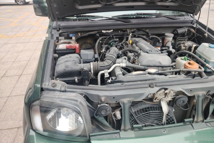 Used Suzuki Jimny 2011 1.3 AT Navigation Edition Engine Bay Right