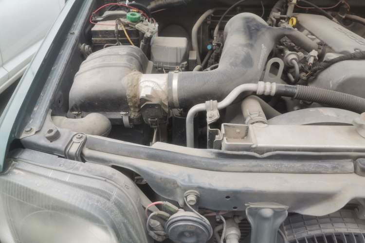 Used Suzuki Jimny 2011 1.3 AT Engine Bay Right