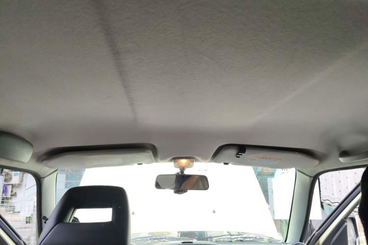 Used Suzuki Jimny 2011 1.3 AT Two-Tone Navigation Version Headliner