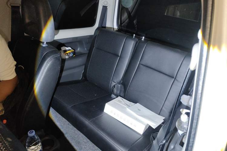 Used Suzuki Jimny 2011 1.3 AT Left Rear Seat
