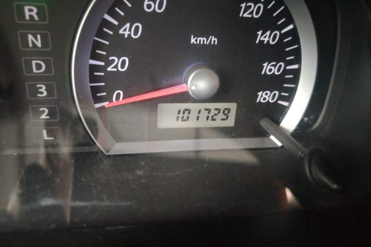 Used Suzuki Jimny 2011 1.3 AT Navigation Edition Odometer Close Up
