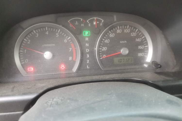 Used Suzuki Jimny 2011 1.3 AT Odometer Close Up