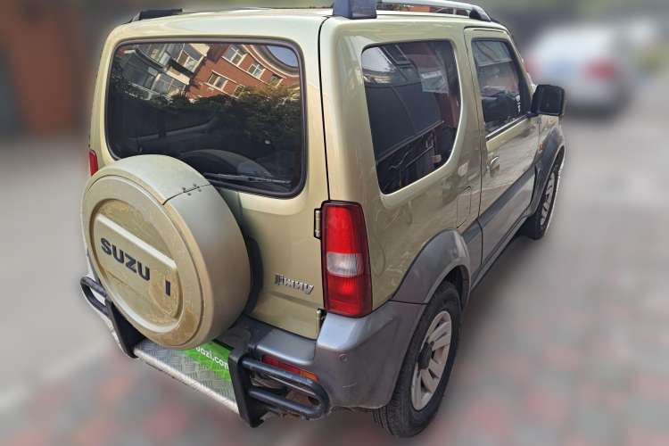 Used Suzuki Jimny 2011 1.3 AT Two-Tone Edition Rear Right 45 Deg