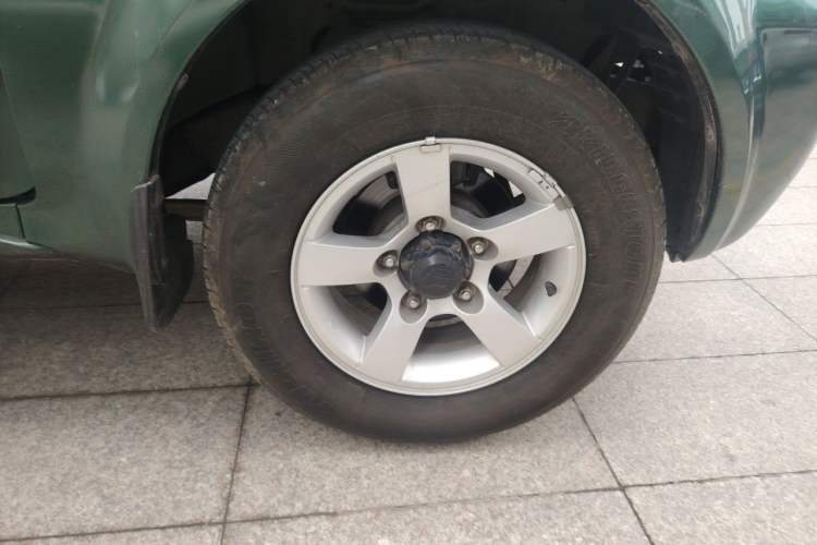 Used Suzuki Jimny 2011 1.3 AT Navigation Edition Right Front Wheel Hub