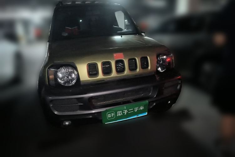 Used Suzuki Jimny 2011 1.3 MT Two-Tone Navigation Edition Front
