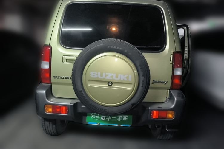 Used Suzuki Jimny 2011 1.3 MT Two-Tone Navigation Edition Rear