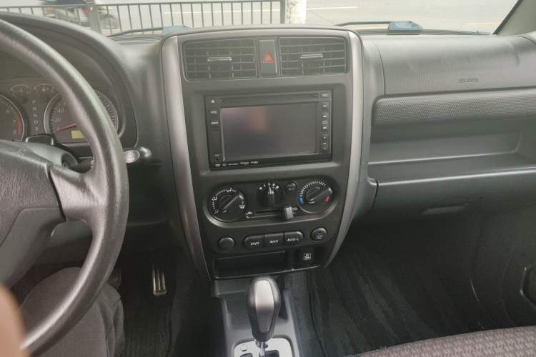 Used Suzuki Jimny 2011 1.3 AT Navigation Edition Audio And AC Panel