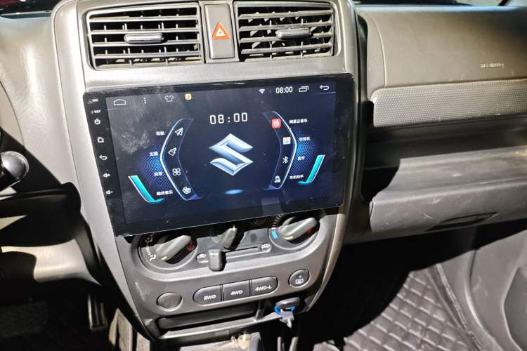 Used Suzuki Jimny 2011 1.3 AT Audio And AC Panel