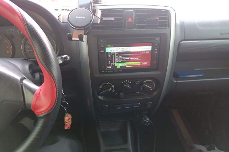Used Suzuki Jimny 2011 1.3 MT Audio And AC Panel