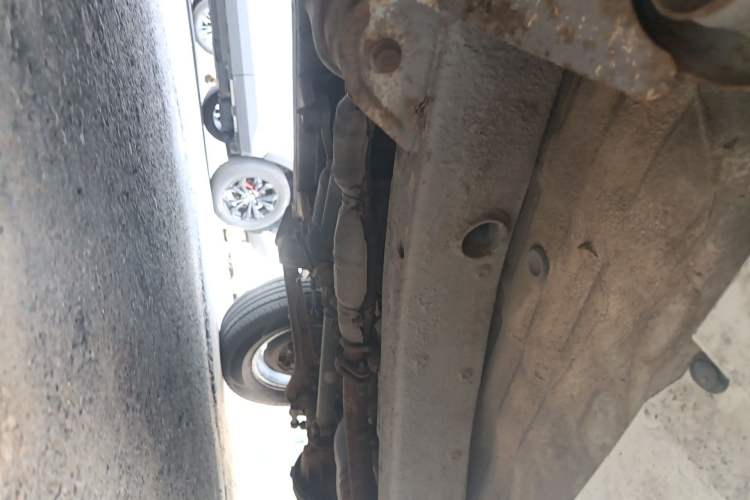 Used Suzuki Jimny 2011 1.3 MT Chassis Front Left