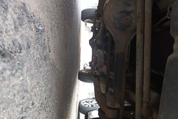 Used Suzuki Jimny 2011 1.3 MT Chassis Front
