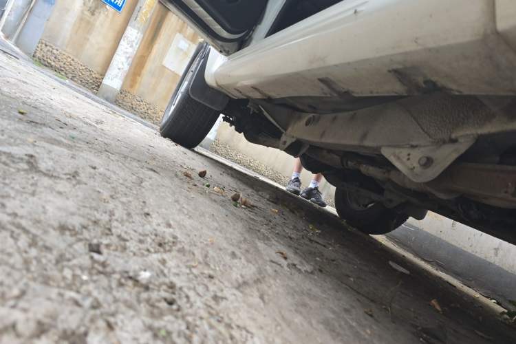 Used Suzuki Jimny 2011 1.3 AT Chassis Rear Left