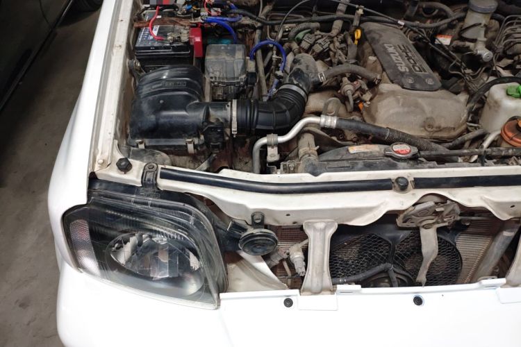 Used Suzuki Jimny 2011 1.3 AT Engine Bay Right