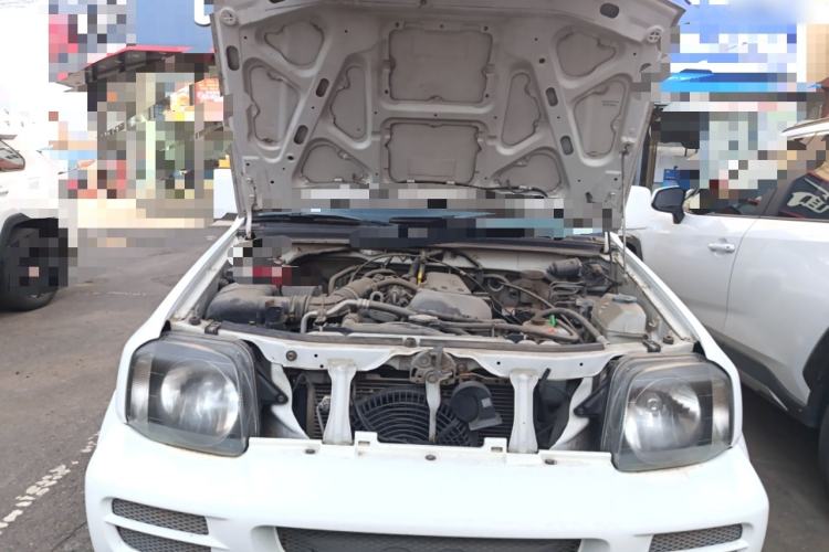 Used Suzuki Jimny 2011 1.3 MT Engine Bay
