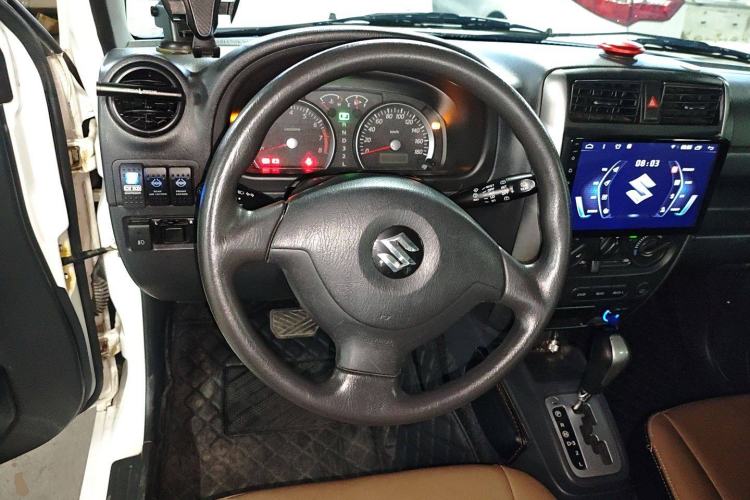 Used Suzuki Jimny 2011 1.3 AT Steering Wheel