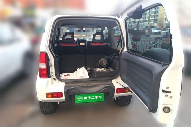 Used Suzuki Jimny 2011 1.3 MT Trunk