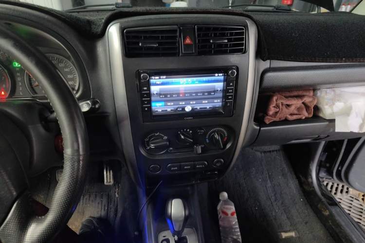 Used Suzuki Jimny 2012 1.3 AT Mode3 Audio And AC Panel