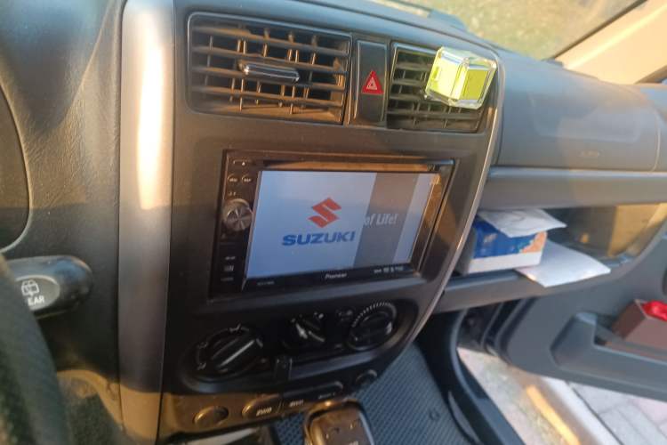 Used Suzuki Jimny 2012 1.3 AT Mode3 Navigation Edition Audio And AC Panel