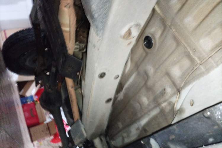 Used Suzuki Jimny 2012 1.3 AT JLX Chassis Front Left