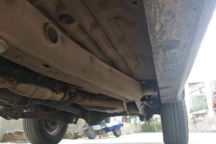 Used Suzuki Jimny 2012 1.3 AT JLX Chassis Front Left