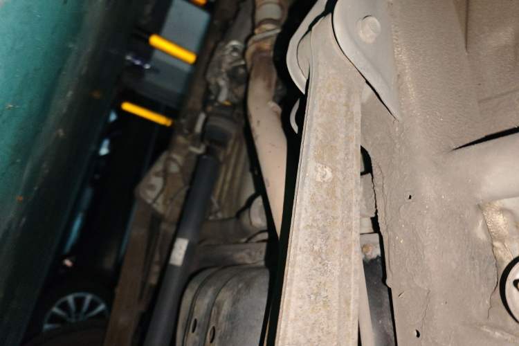 Used Suzuki Jimny 2012 1.3 AT JLX Chassis Rear Left
