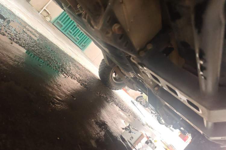 Used Suzuki Jimny 2012 1.3 AT JLX Chassis Rear Right
