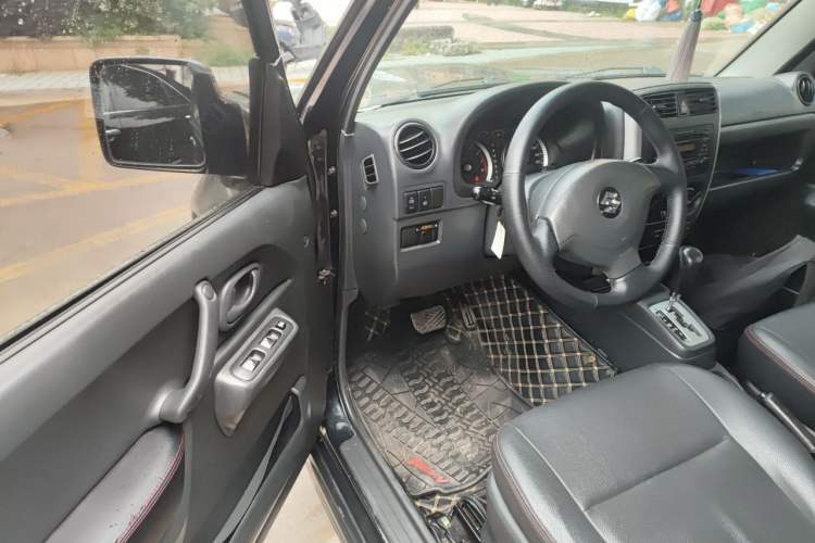 Used Suzuki Jimny 2012 1.3 AT JLX Driver Seat
