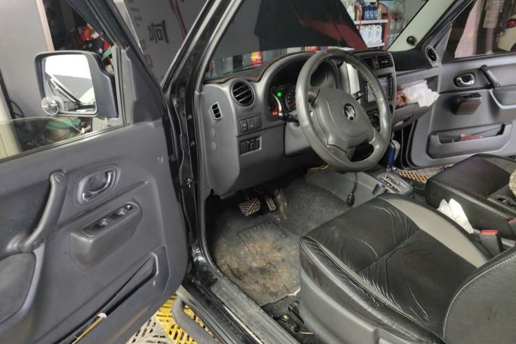 Used Suzuki Jimny 2012 1.3 AT Mode3 Driver Seat