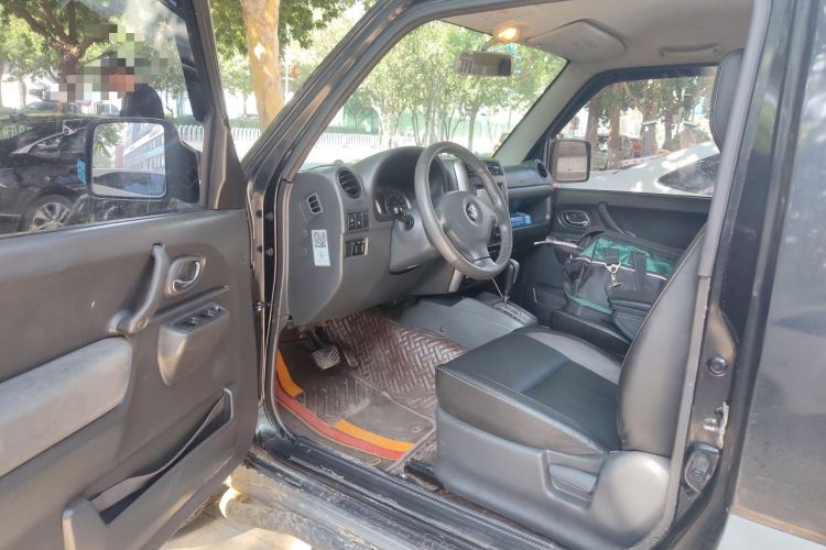Used Suzuki Jimny 2012 1.3 AT Mode3 Driver Seat