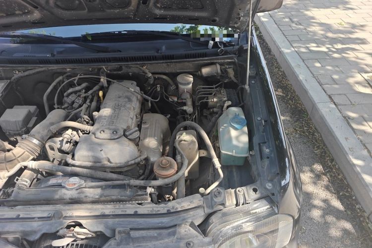 Used Suzuki Jimny 2012 1.3 AT JLX Engine Bay Left