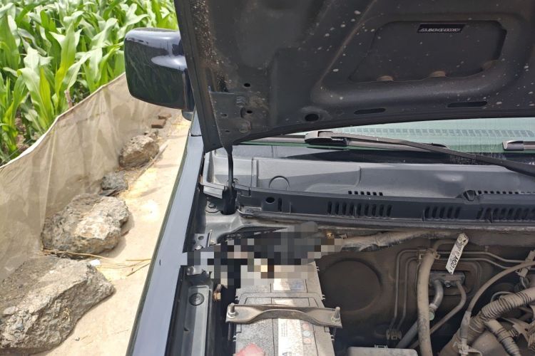 Used Suzuki Jimny 2012 1.3 AT JLX Engine Bay Right
