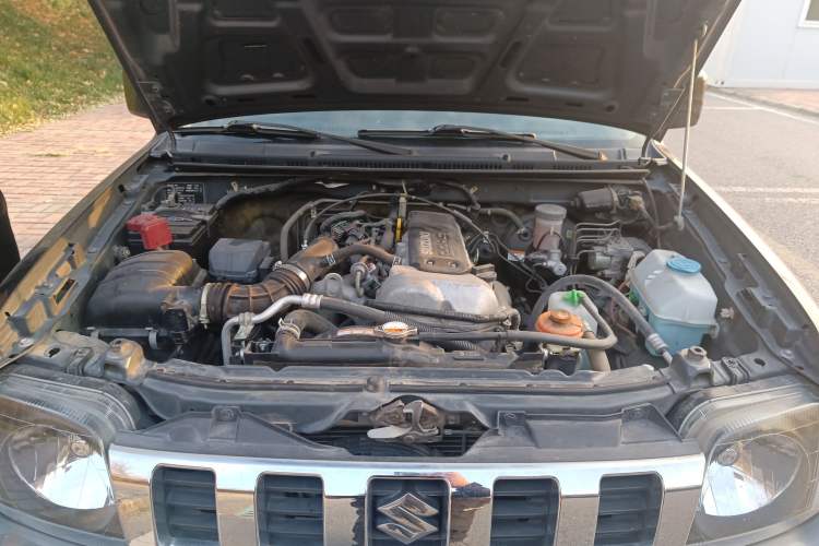 Used Suzuki Jimny 2012 1.3 AT Mode3 Navigation Edition Engine Bay