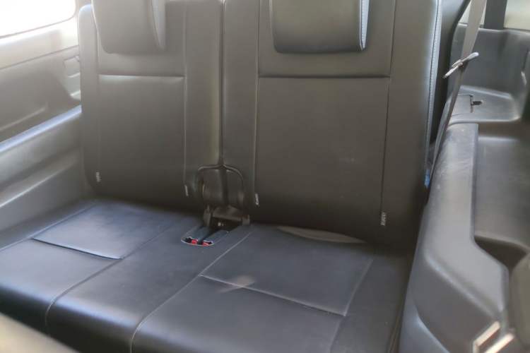 Used Suzuki Jimny 2012 1.3 AT Mode3 Left Rear Seat