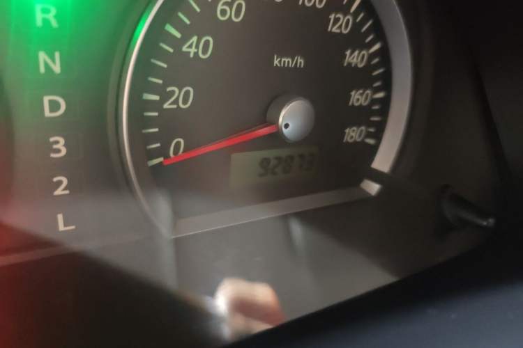 Used Suzuki Jimny 2012 1.3 AT JLX Odometer Close Up