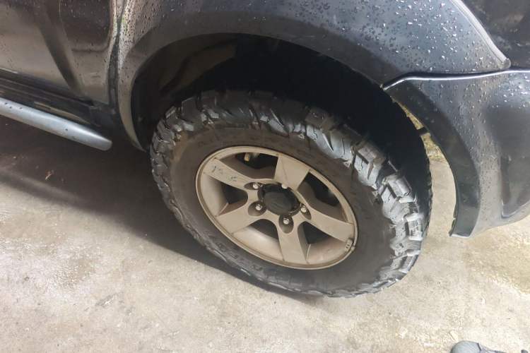 Used Suzuki Jimny 2012 1.3 AT JLX Right Front Wheel Hub