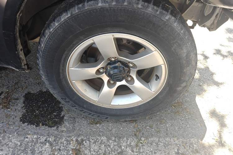 Used Suzuki Jimny 2012 1.3 AT JLX Right Front Wheel Hub