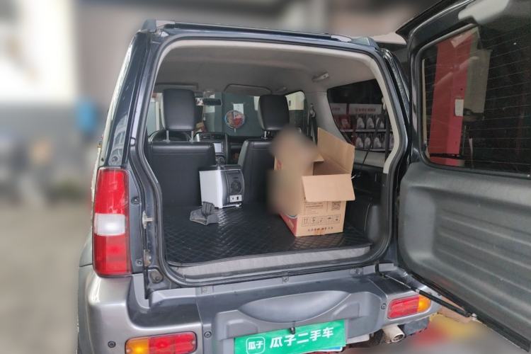 Used Suzuki Jimny 2012 1.3 AT Mode3 Trunk