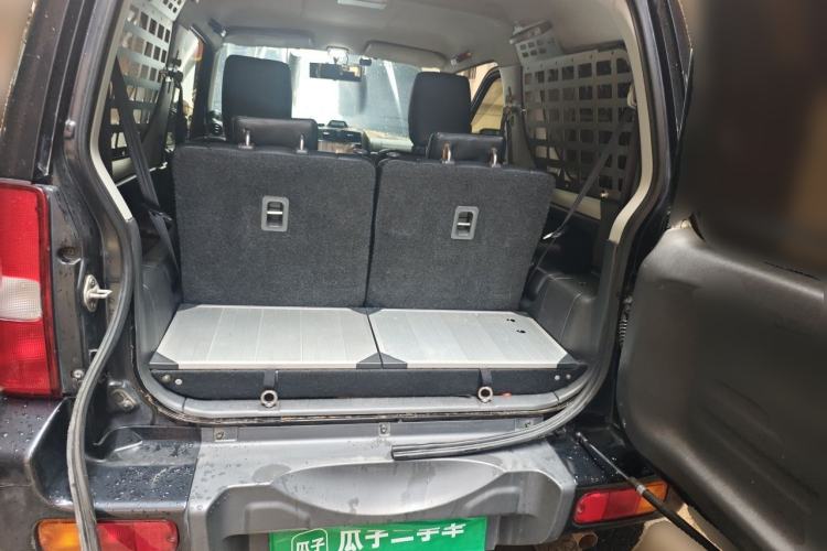 Used Suzuki Jimny 2012 1.3 AT JLX Trunk