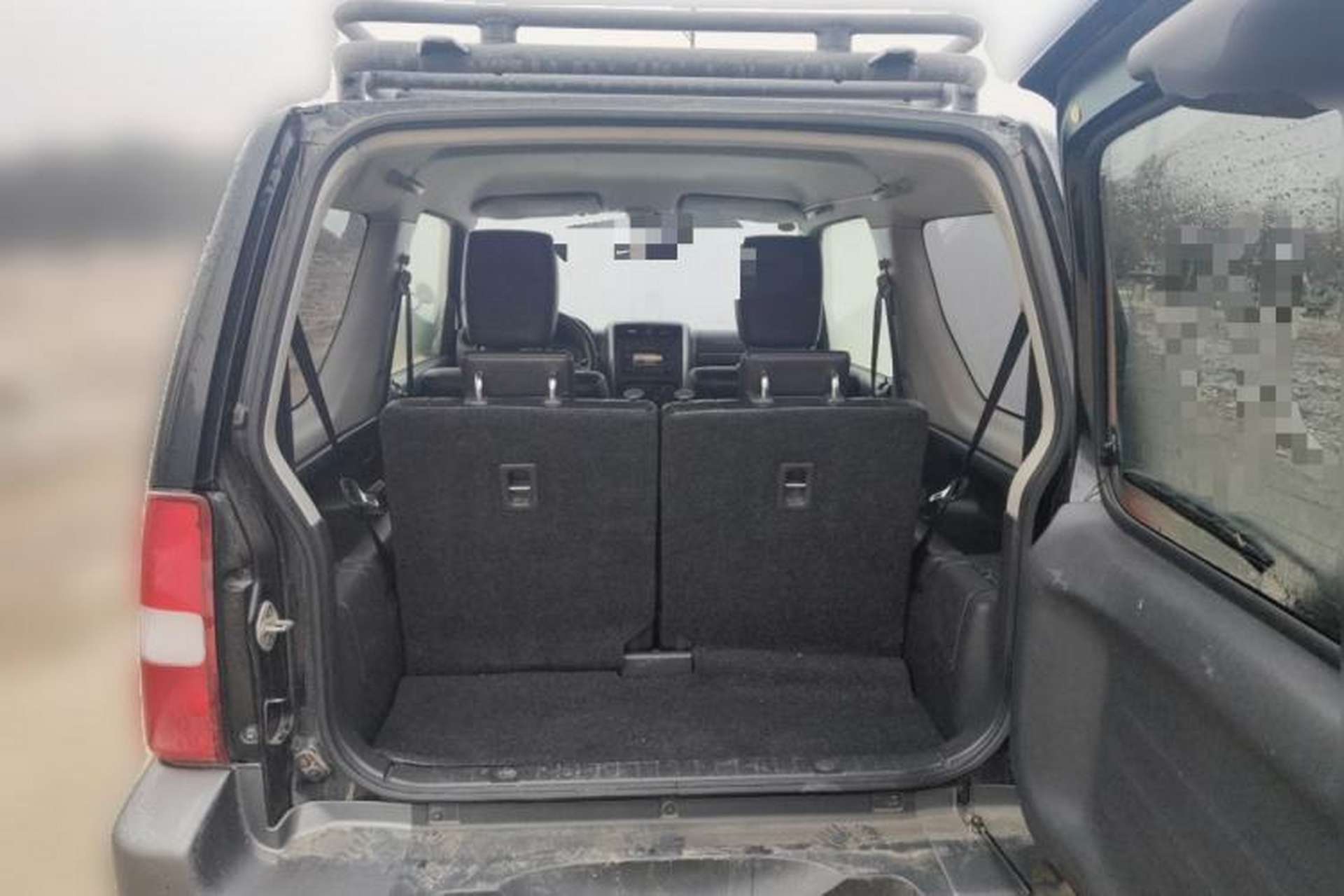 Used Suzuki Jimny 2012 1.3 MT Mode3 Trunk